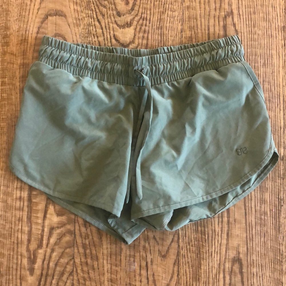 Albion Fit Shorts Size Small